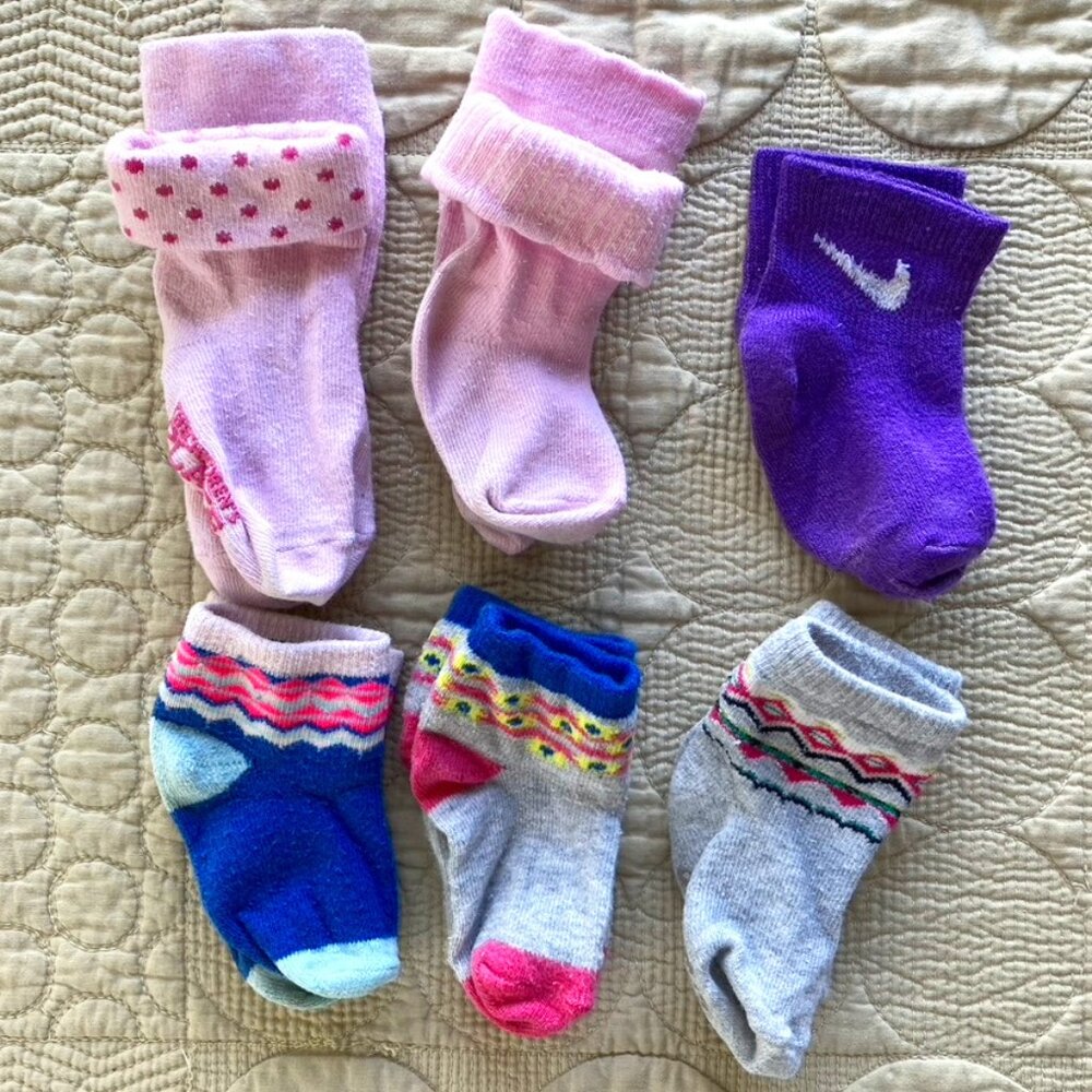 6prs. Girls 3-12mo. Socks, free w/ purchase as long as under weight limit